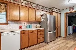 501 W College St, Rising Star, TX 76471 - Photo 24