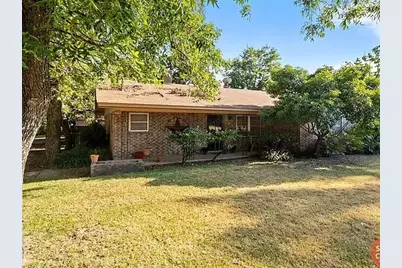 501 W College Street, Rising Star, TX 76471 - Photo 6