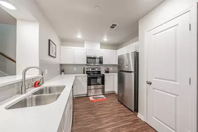 6217 Wilhitte Drive, Arlington, TX 76001 - Photo 8