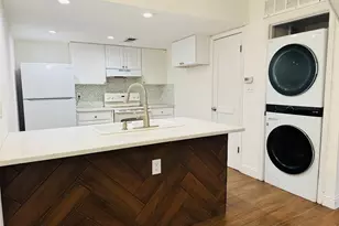 3045 Park Ln, Dallas, TX 75220 - Photo 6