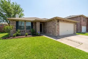 1604 Wynfield Dr, Little Elm, TX 75068 - Photo 2