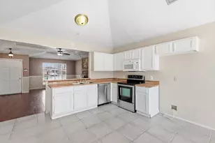 5722 Westchase Dr, North Richland Hills, TX 76180 - Photo 8