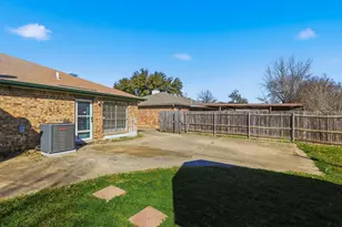 5722 Westchase Dr, North Richland Hills, TX 76180 - Photo 26