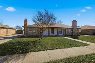 5722 Westchase Dr, North Richland Hills, TX 76180 - Photo 2