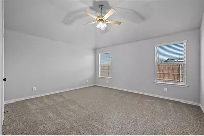 640 Mooney Drive, Saginaw, TX 76179 - Photo 20