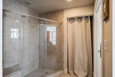 411 W 7th Street #1007, Fort Worth, TX 76102 - Photo 18