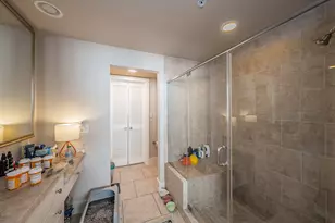 411 W 7th St, Fort Worth, TX 76102 - Photo 12