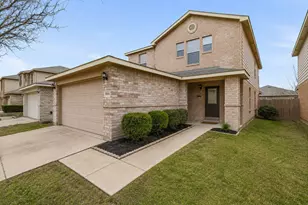 8808 Valley River Dr, Fort Worth, TX 76244 - Photo 2