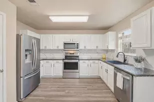 8808 Valley River Dr, Fort Worth, TX 76244 - Photo 12