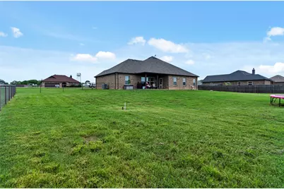 141 Walnut Street, Paradise, TX 76073 - Photo 2