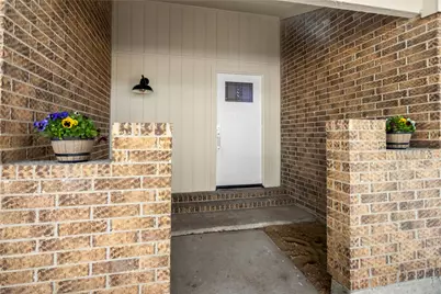 5820 Denise Drive, Haltom City, TX 76148 - Photo 4