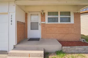 2608 N Hickory St, Sherman, TX 75092 - Photo 2