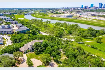 1001 Brae Court, Fort Worth, TX 76111 - Photo 6