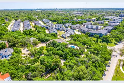 1001 Brae Court, Fort Worth, TX 76111 - Photo 8