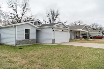 1444 E Richmond Avenue, Fort Worth, TX 76104 - Photo 12