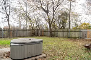 1444 E Richmond Ave, Fort Worth, TX 76104 - Photo 10