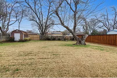 42 Page Street, Hurst, TX 76053 - Photo 30