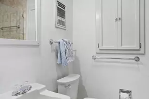 42 Page St, Hurst, TX 76053 - Photo 22