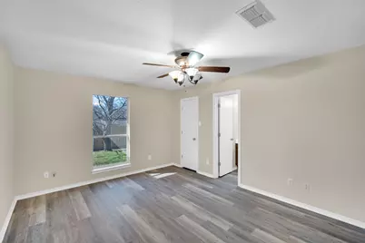 203 Shawnee Trail, Alvarado, TX 76009 - Photo 4