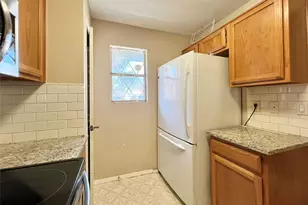 168 Merlin Way, Euless, TX 76039 - Photo 4