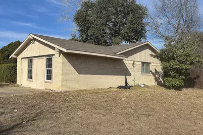 4910 Frontier Road, Garland, TX 75043 - Photo 2