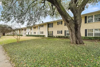5818 E University Boulevard #223, Dallas, TX 75206 - Photo 2