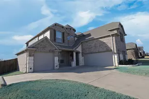 12141 Yarmouth Ln, Fort Worth, TX 76108 - Photo 2