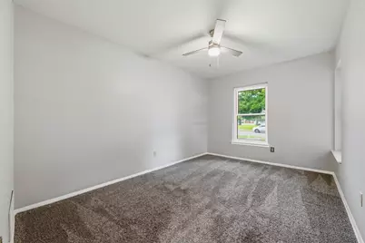 519 Staffordshire Drive, Irving, TX 75061 - Photo 24