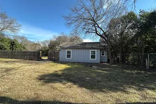 4101 N 19th St, Waco, TX 76708 - Photo 8