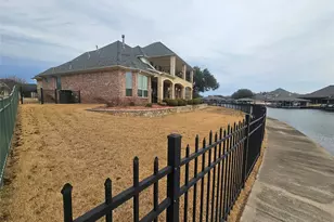 1103 Mallard Way, Granbury, TX 76048 - Photo 12