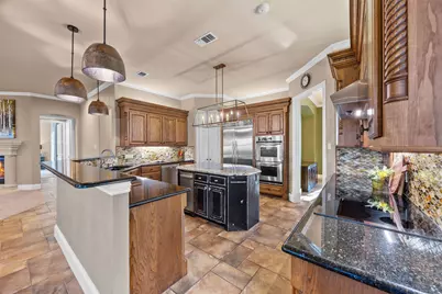 110 Eagle Point Drive, Waxahachie, TX 75165 - Photo 10