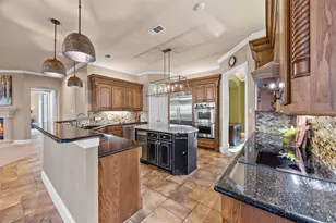 110 Eagle Point Dr, Waxahachie, TX 75165 - Photo 10