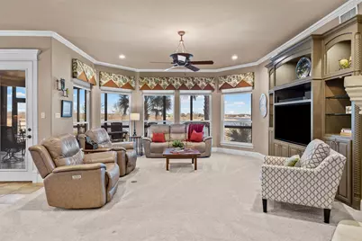 110 Eagle Point Drive, Waxahachie, TX 75165 - Photo 8