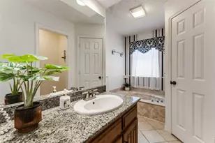 3802 Woodside Dr, Arlington, TX 76016 - Photo 12