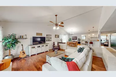 4325 Avon Court, Flower Mound, TX 75028 - Photo 8