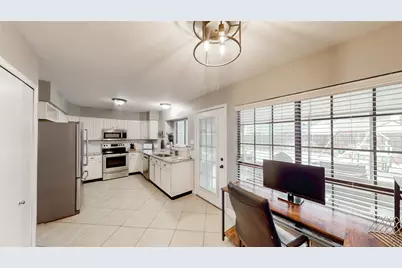 4325 Avon Court, Flower Mound, TX 75028 - Photo 18