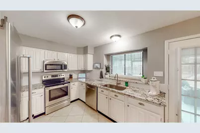 4325 Avon Court, Flower Mound, TX 75028 - Photo 16