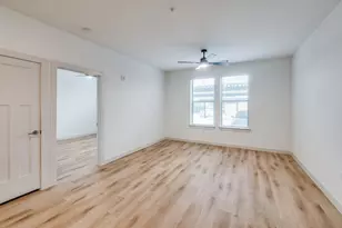 512 N Ewing Ave, Dallas, TX 75203 - Photo 8