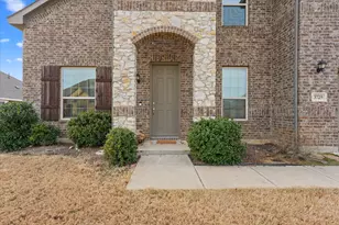 3725 Ranchers Rdg, Krum, TX 76249 - Photo 4