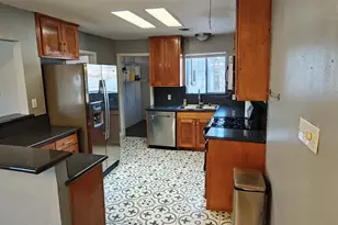 2532 Ryan Ave, Fort Worth, TX 76110 - Photo 4