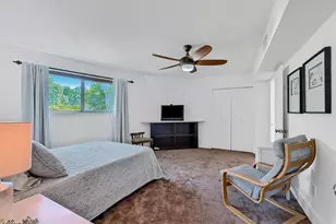 114 E Seminole Dr, Lake Kiowa, TX 76240 - Photo 18