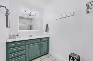 114 E Seminole Dr, Lake Kiowa, TX 76240 - Photo 20