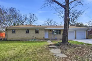 7212 Marilyn Ln, North Richland Hills, TX 76180 - Photo 1