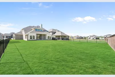 305 Bowrider Lane, Granbury, TX 76049 - Photo 38
