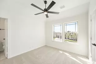 305 Bowrider Ln, Granbury, TX 76049 - Photo 28