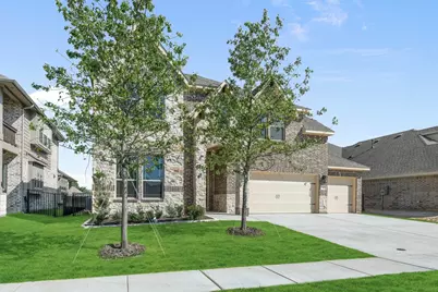 305 Bowrider Lane, Granbury, TX 76049 - Photo 2
