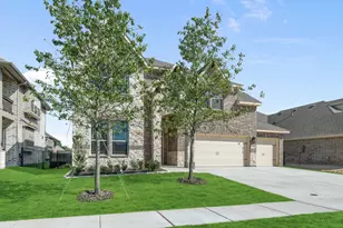 305 Bowrider Ln, Granbury, TX 76049 - Photo 2