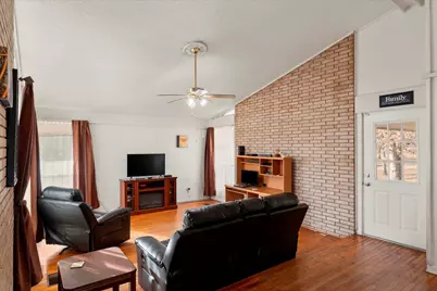 106 Lively Avenue, Mt Pleasant, TX 75455 - Photo 6