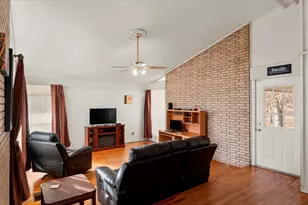106 Lively Ave, Mt Pleasant, TX 75455 - Photo 6