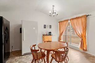 106 Lively Ave, Mt Pleasant, TX 75455 - Photo 10